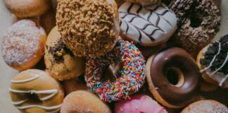 Effects of Sugar Addiction on Your Body, Tips to Eat Less Sugar