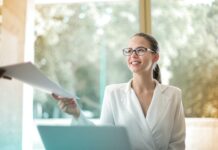 From Fear to Confidence: Believing in Yourself and Being Confident