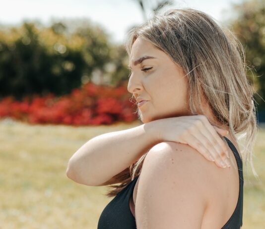 Shoulder Pain S.O.S.: Unlocking Relief and Regaining Mobility!